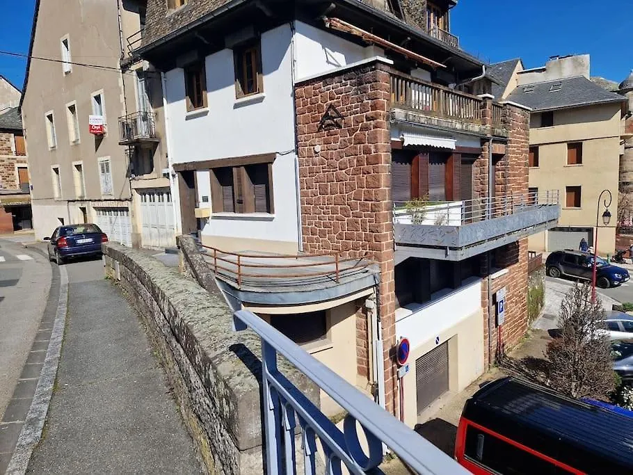 Haut Foirail, Balcon Centre-Ville Espalion Apartment